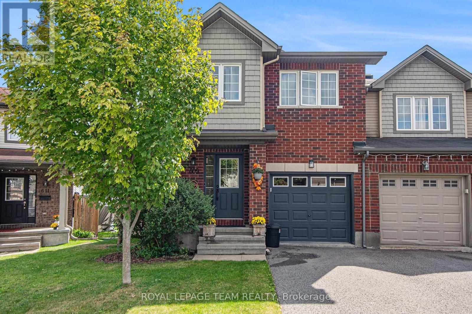 609 Gazebo St, Ottawa, ON K4M 0E2