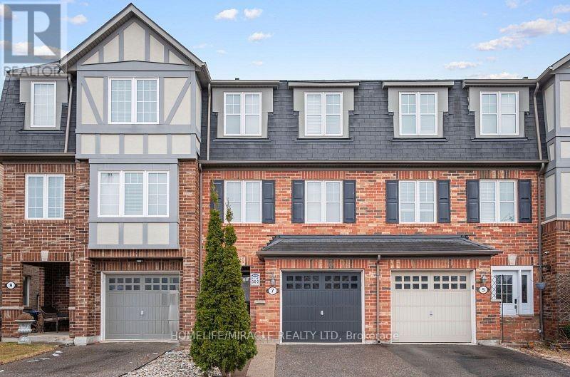 7 Viewforth Rd, Brampton, ON L7A 0R2