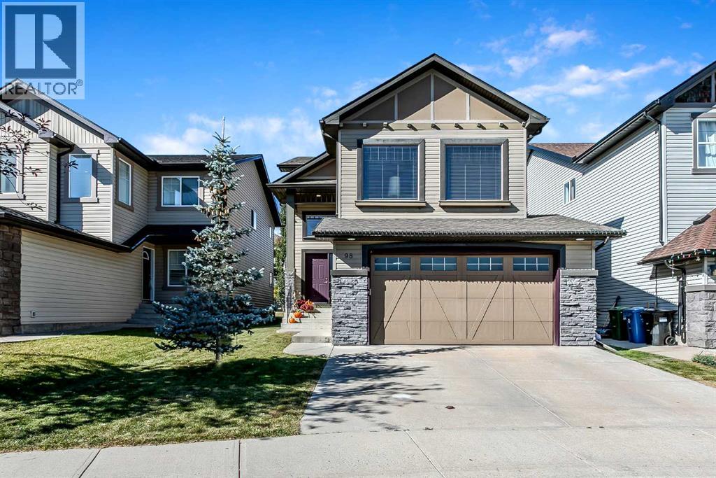 98 Eversyde Close SW, Calgary, AB T2Y 5A2
