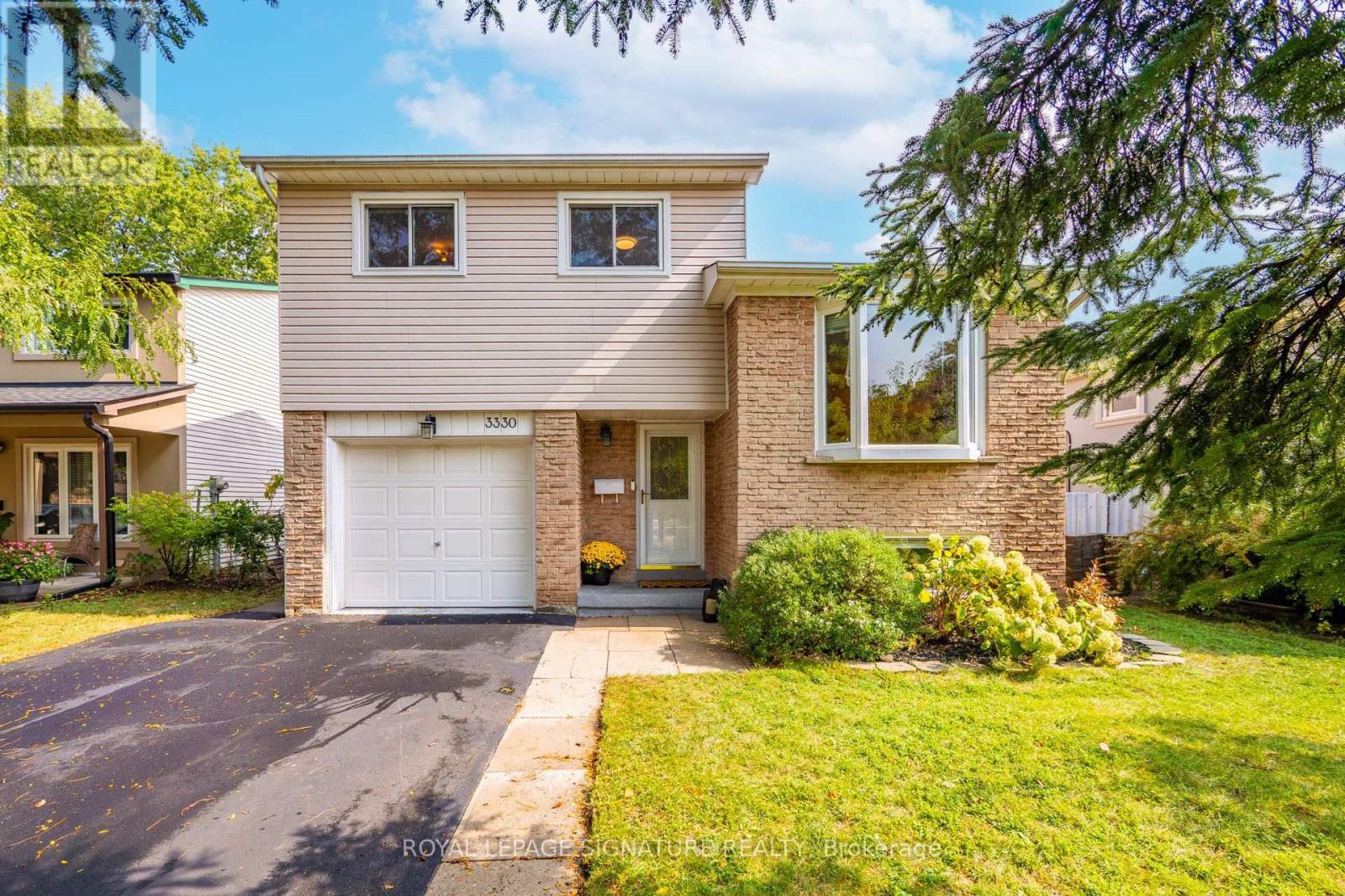 3330 Kings Masting Cres, Mississauga, ON L5L 1G6