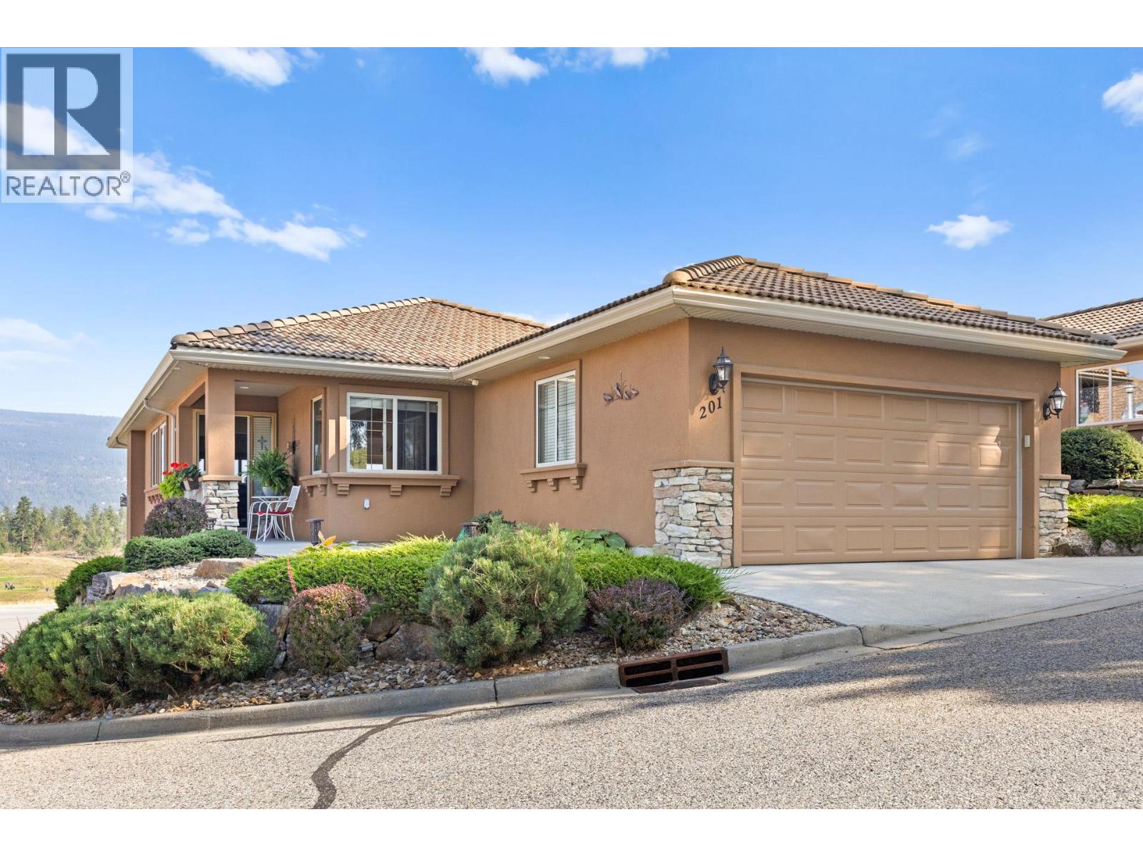 2455 Quail Ridge Boulevard Unit 201, Kelowna, BC V1V 2S8