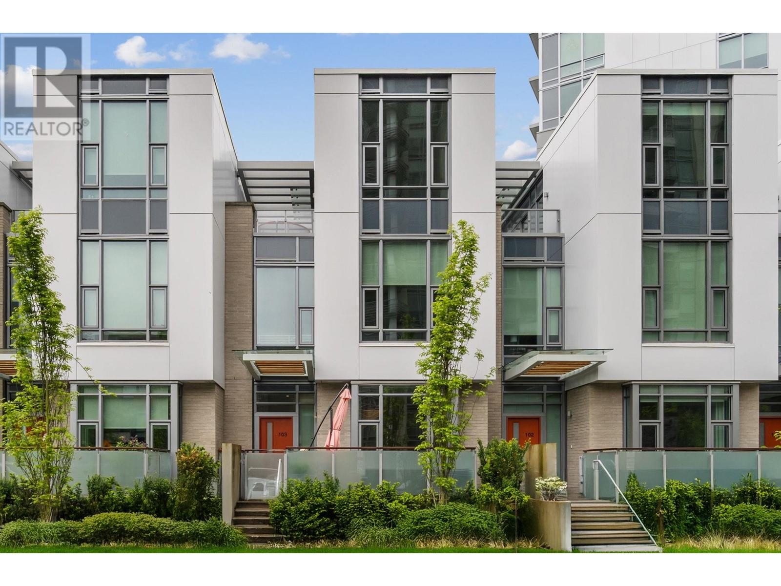 1500 Fern Street Unit 103, North Vancouver, BC V7J 1H6