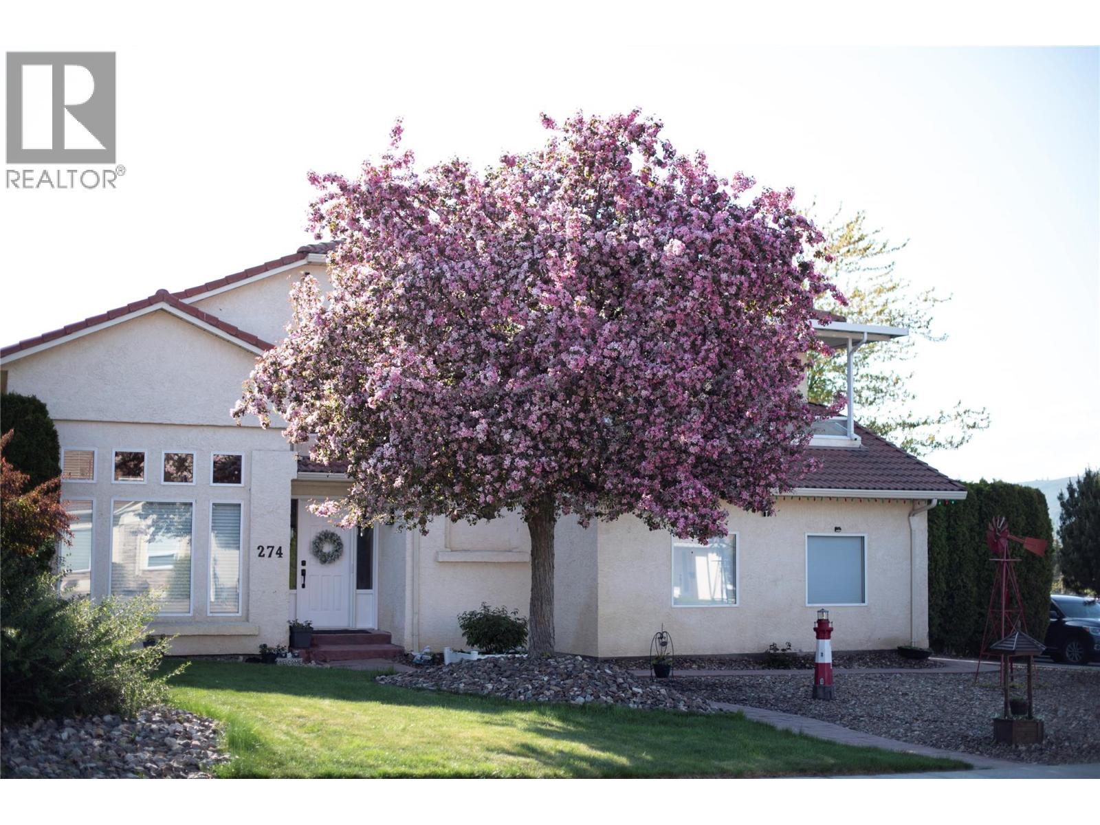 274 Country Estate Pl, Vernon, BC V1B 2V3