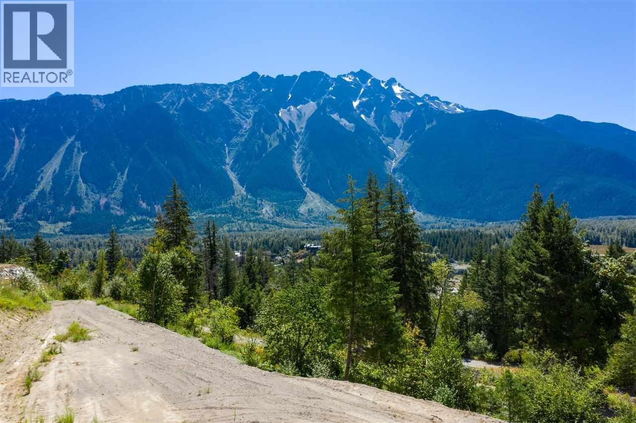 7508 Pebble Creek Dr, Pemberton, BC V0N 1L0