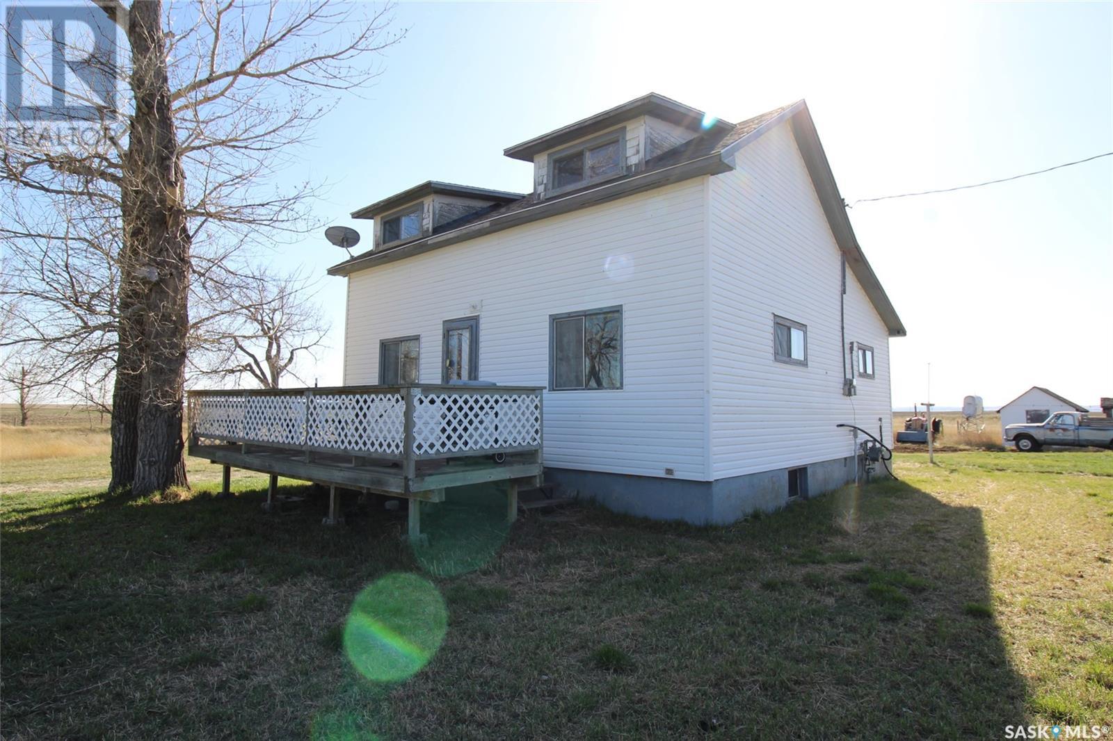 710 710 Railway Avenue Ave, Arlington Rm No. 79, SK S0N 0S0