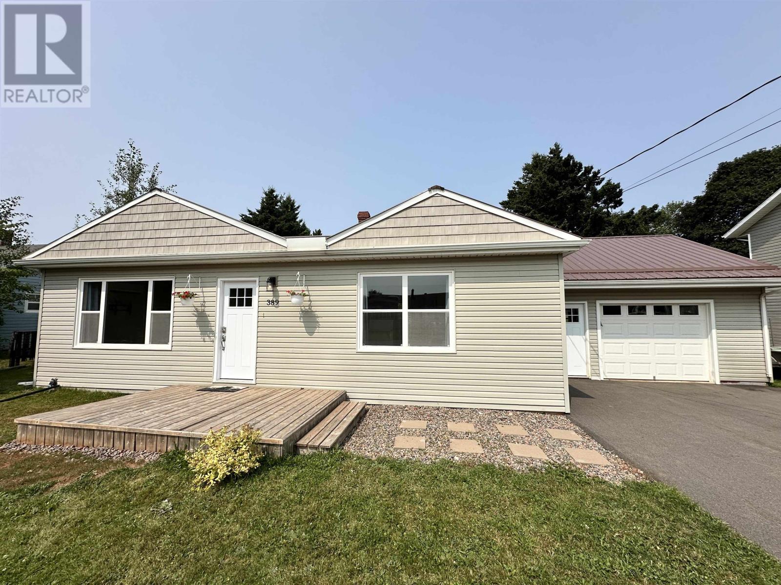 389 Highland Ave, Summerside, PE C1N 2M4