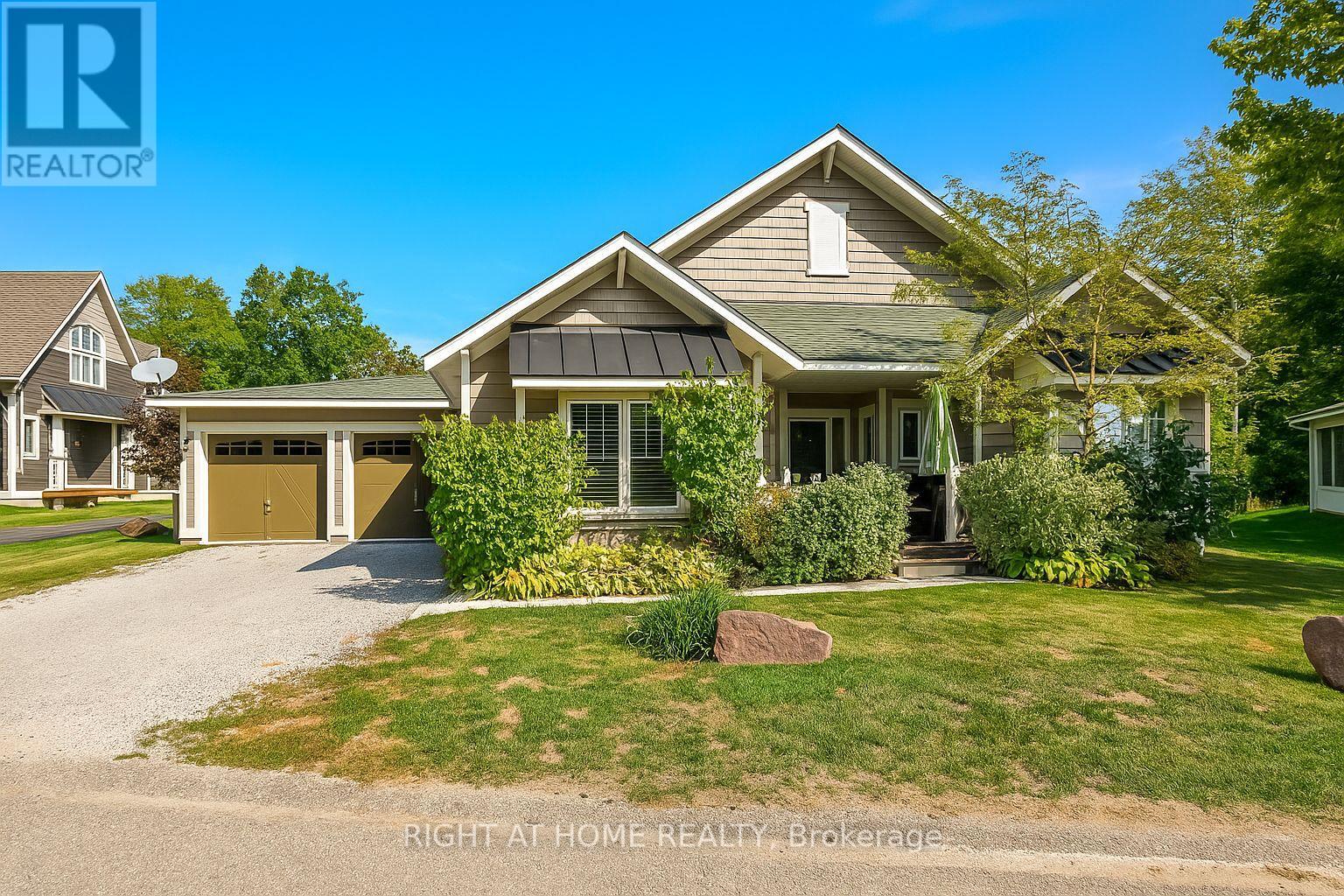 45 Marina Village Dr, Georgian Bay, ON L0K 1S0
