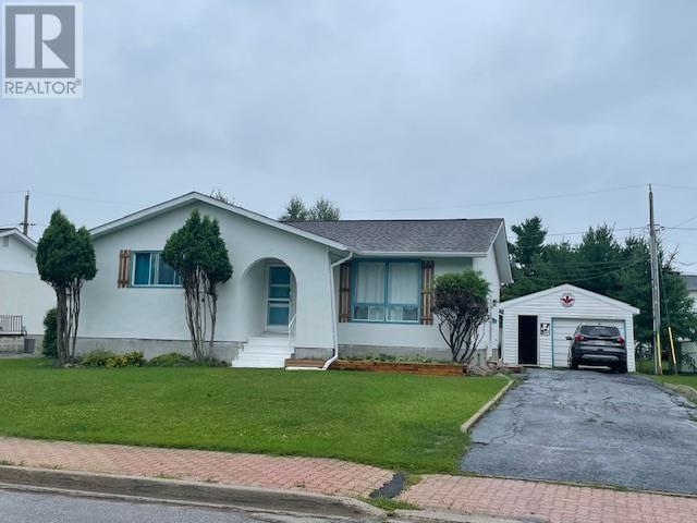 122 Wabigoon Dr, Dryden, ON P8N 1W3