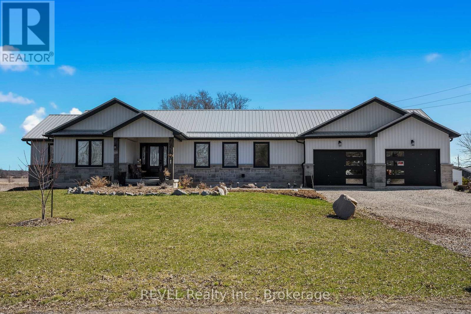 8 Reicheld Rd, Haldimand, ON N0A 1P0