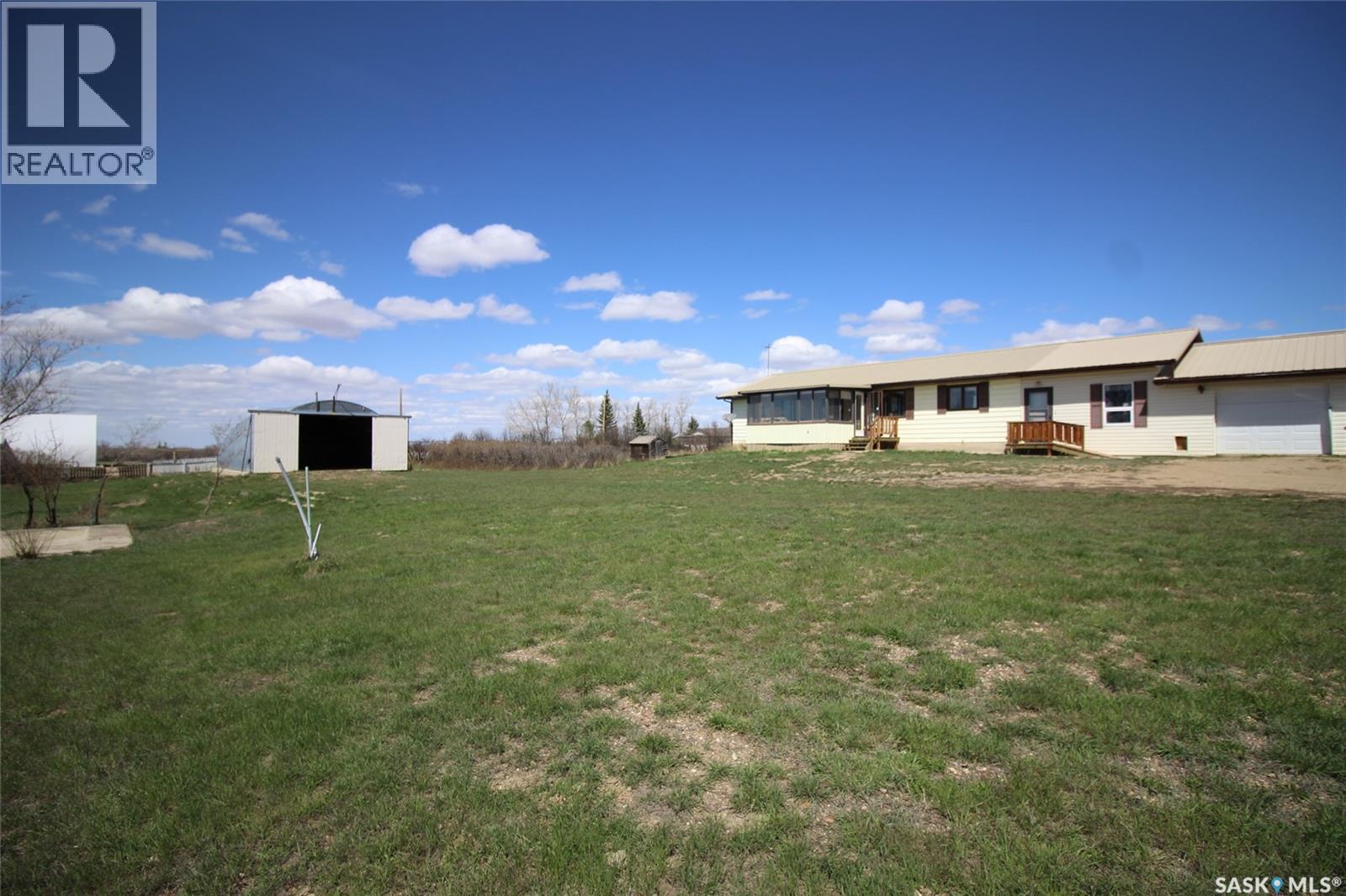 223 2nd Street West, Climax, SK S0N 0N0