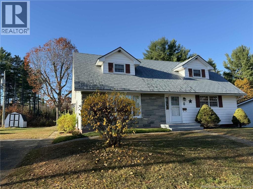 6 Nicol St, Miramichi, NB E1N 2Z4