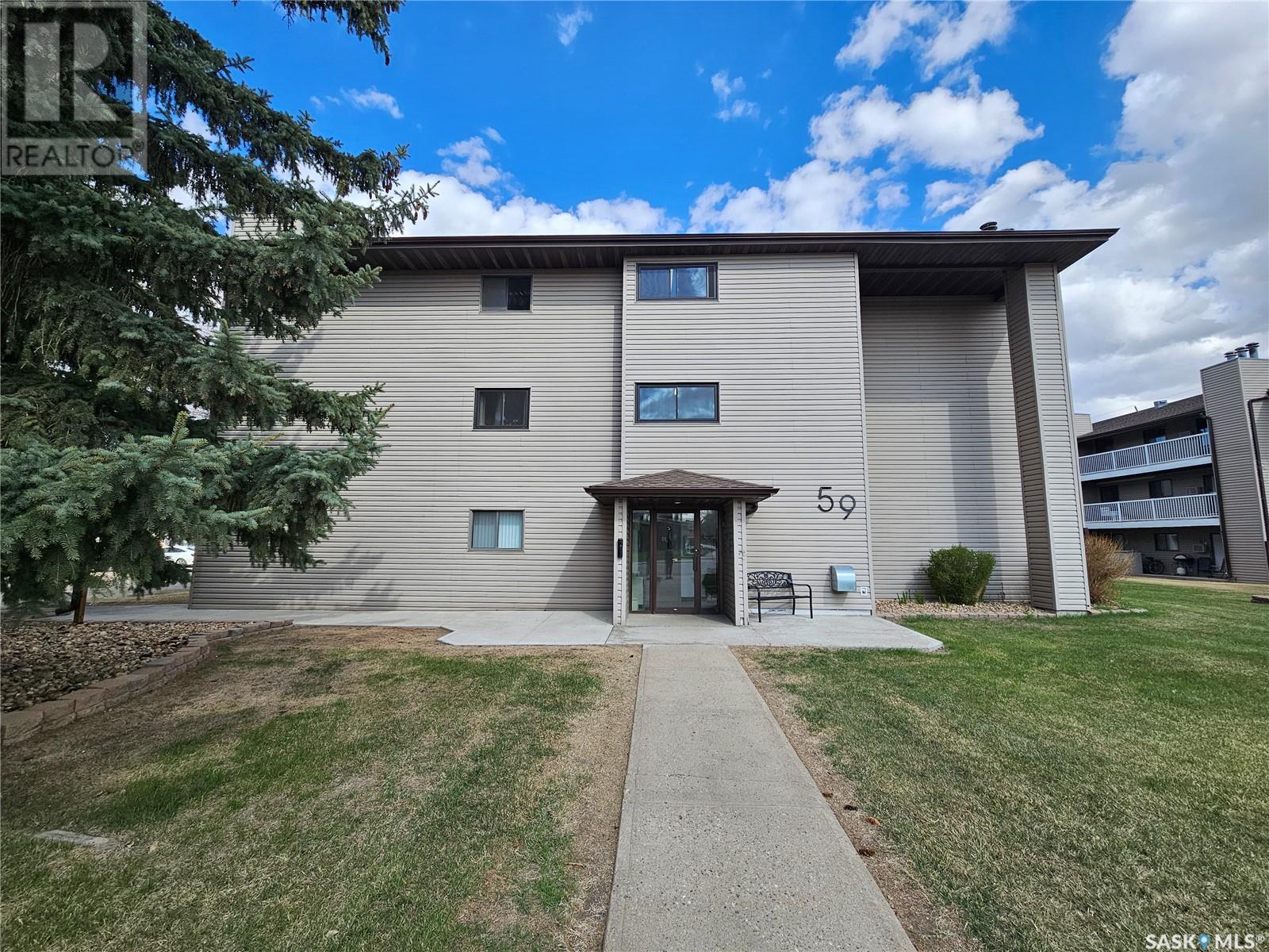 59 Wood Lily Drive Unit 209, Moose Jaw, SK S6J 1H1