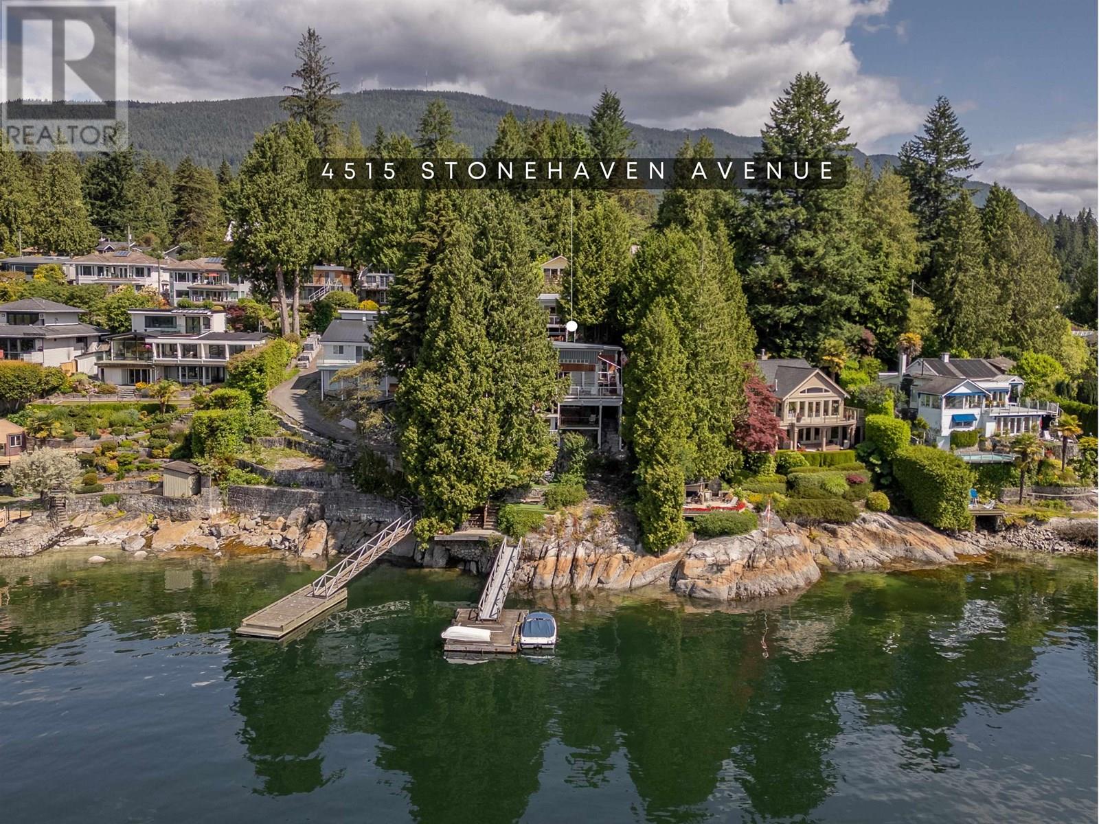 4515 Stonehaven Ave, North Vancouver, BC V7G 1E7