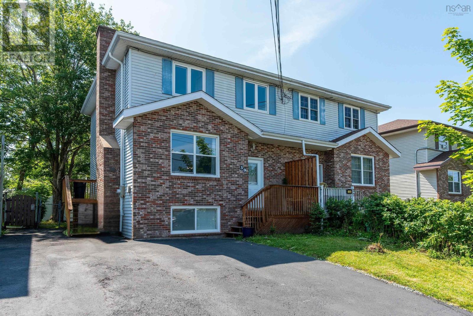39 Sugar Maple Dr, Timberlea, NS B3T 1G4