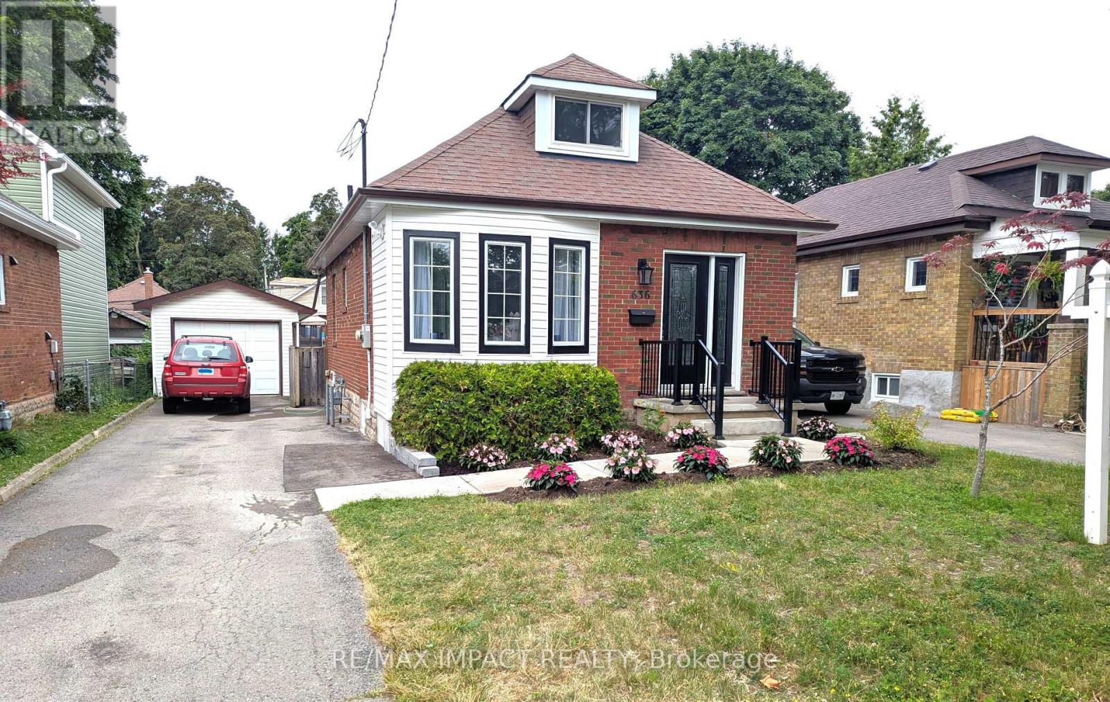 636 Christie Ave, Oshawa, ON L1G 4L7