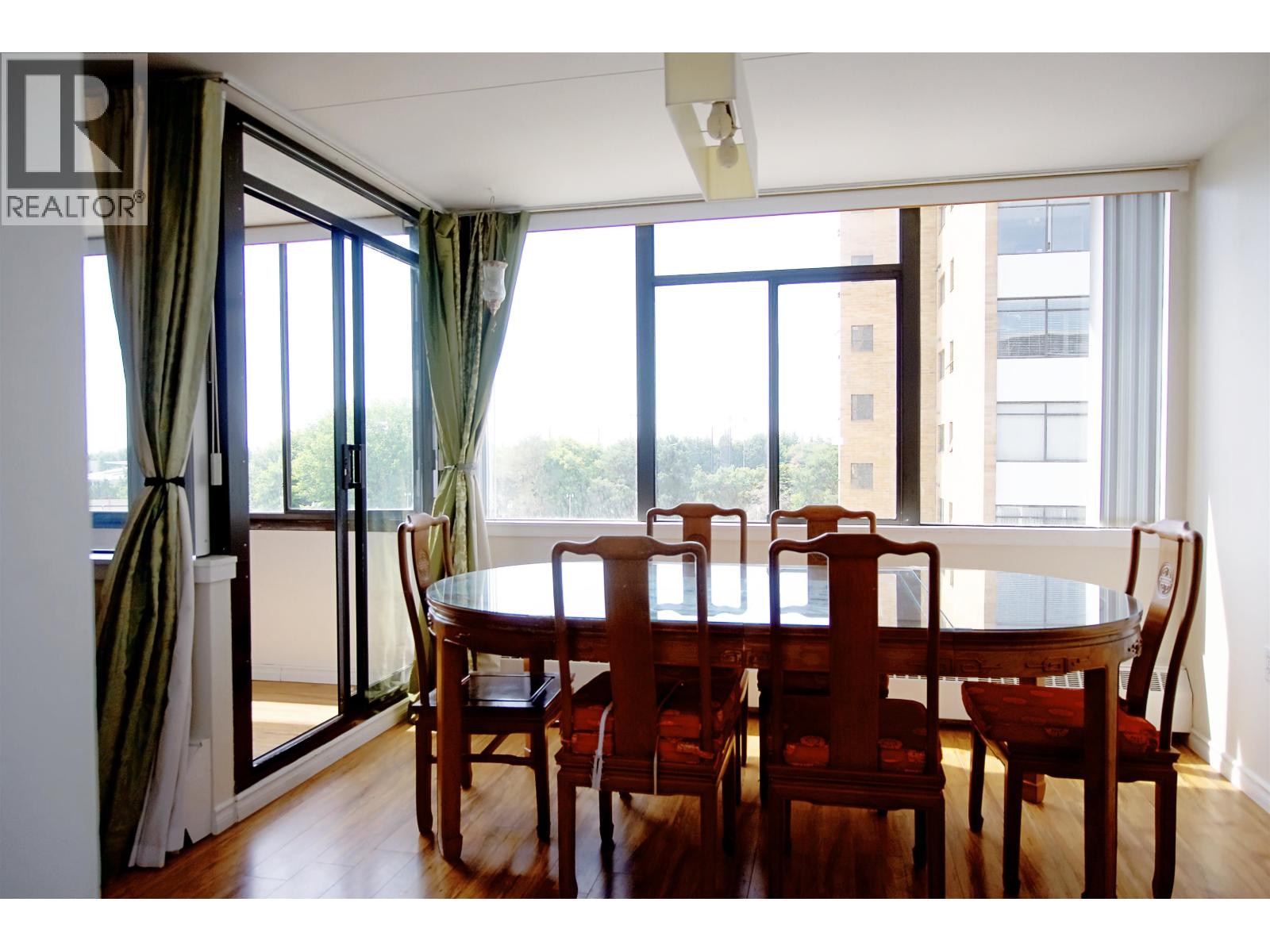 6651 Minoru Boulevard Unit 704, Richmond, BC V6Y 1Z2