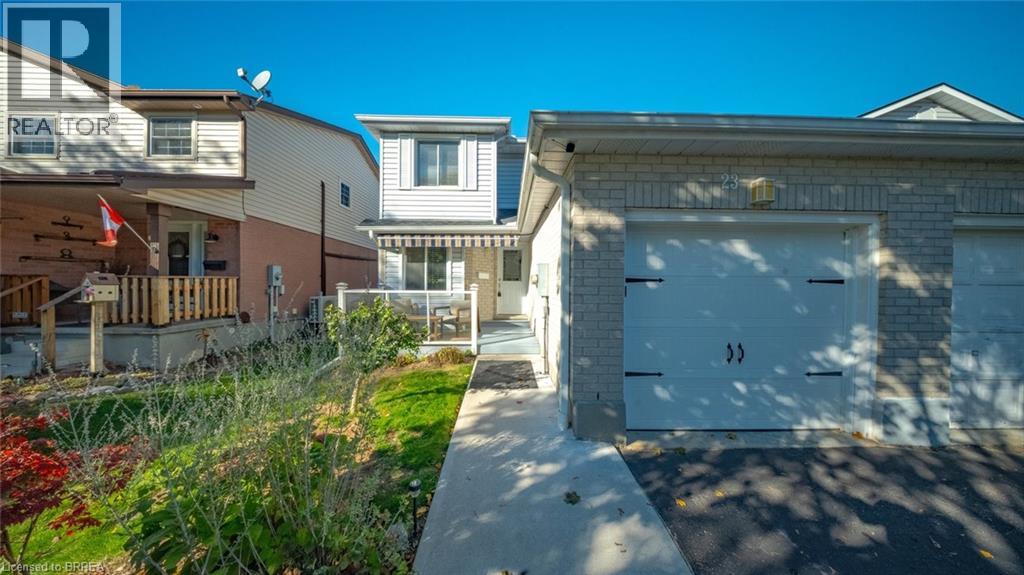 23 Freeman Cres, Norfolk County, ON N3Y 5J9