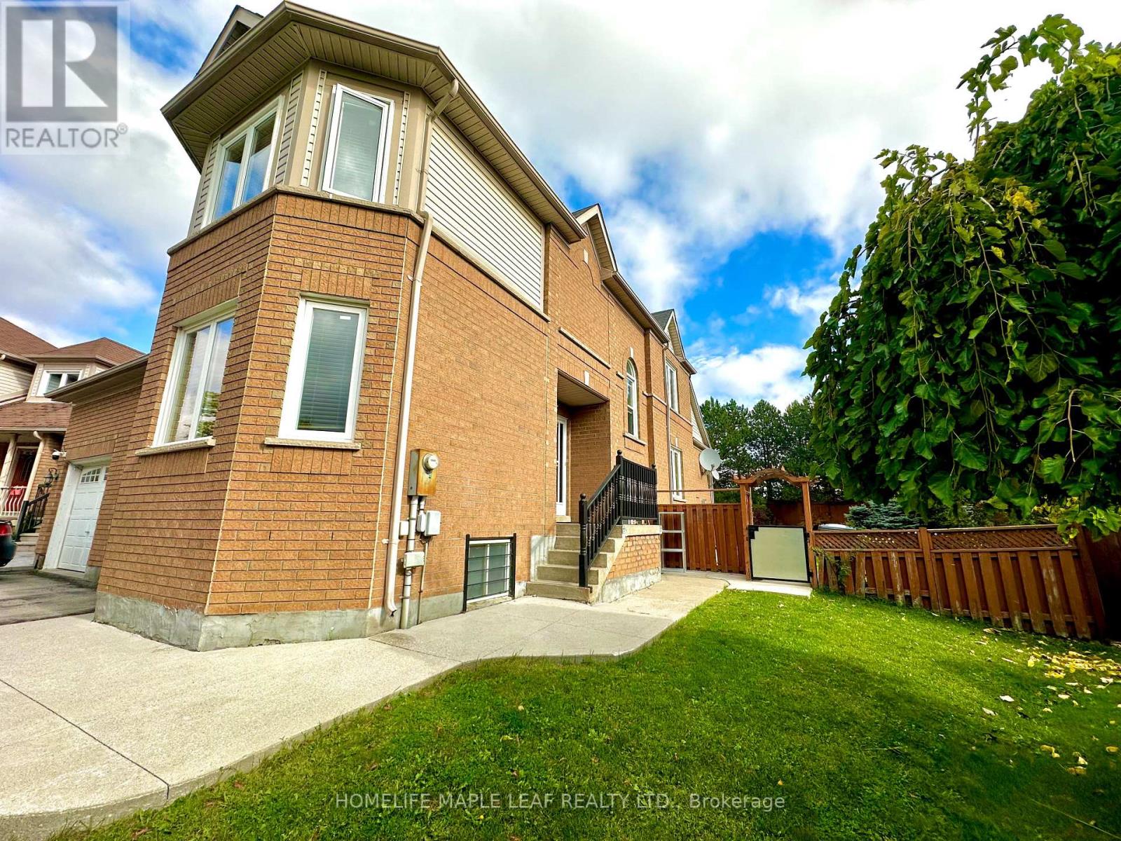 41 Woodstream Ave E, Brampton Sandringham-wellington, ON L6R 1N7