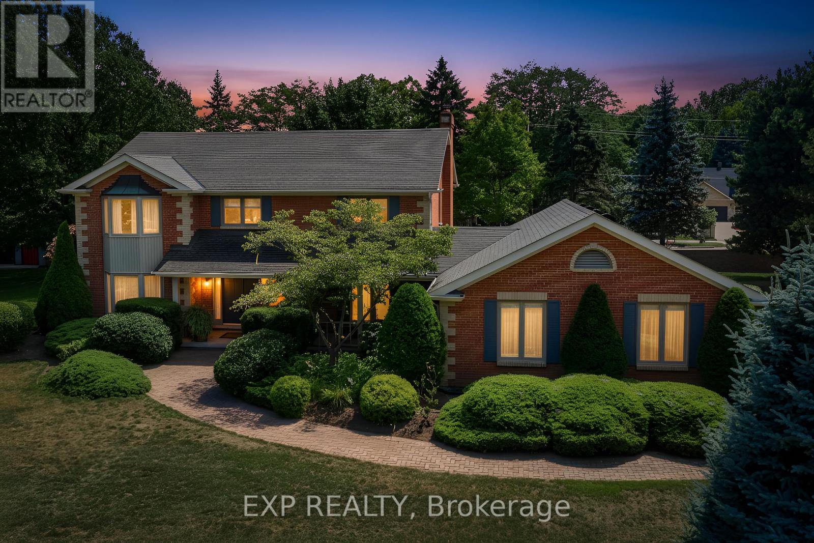 6748 January Dr, Niagara Falls, ON L2J 4J4