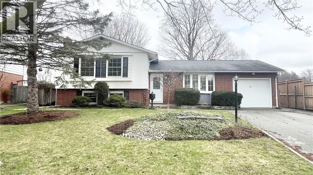 497 Regal Dr, London, ON N5Y 1K1