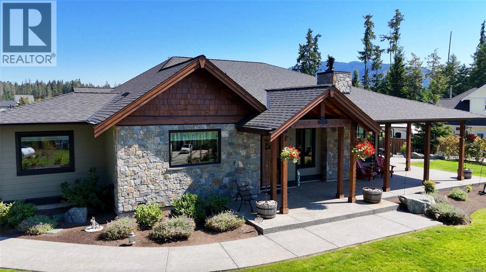 7375 Lakefront Dr, Lake Cowichan, BC V0R 2G1