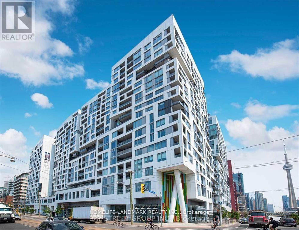 1113 27 Bathurst St, Toronto, ON M5V 0R1