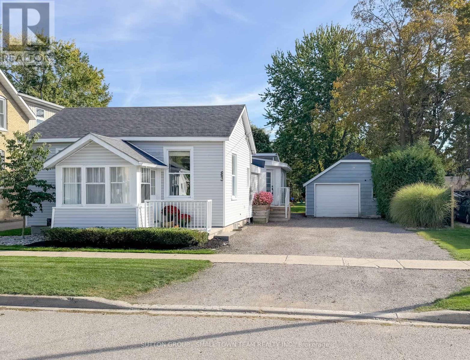 83 John St W, South Huron, ON N0M 1S2