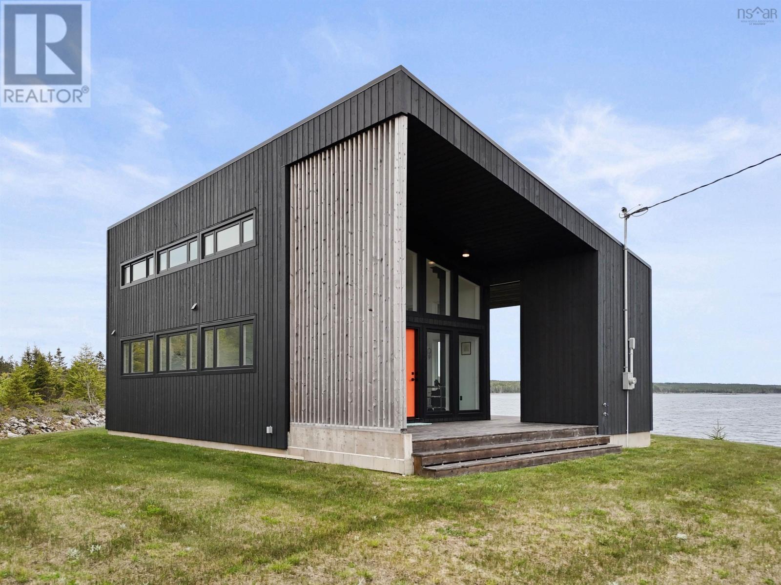 410 Mailman Branch Rd, Liscomb, NS B0J 2A0
