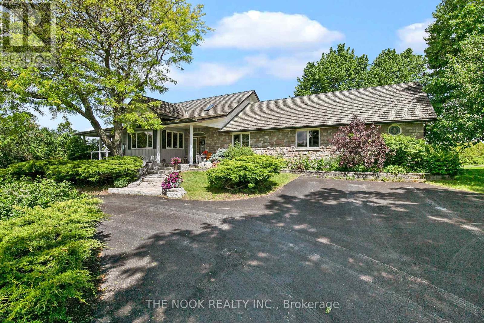 593 Pigeon Creek Rd, Kawartha Lakes Manvers, ON L0B 1K0