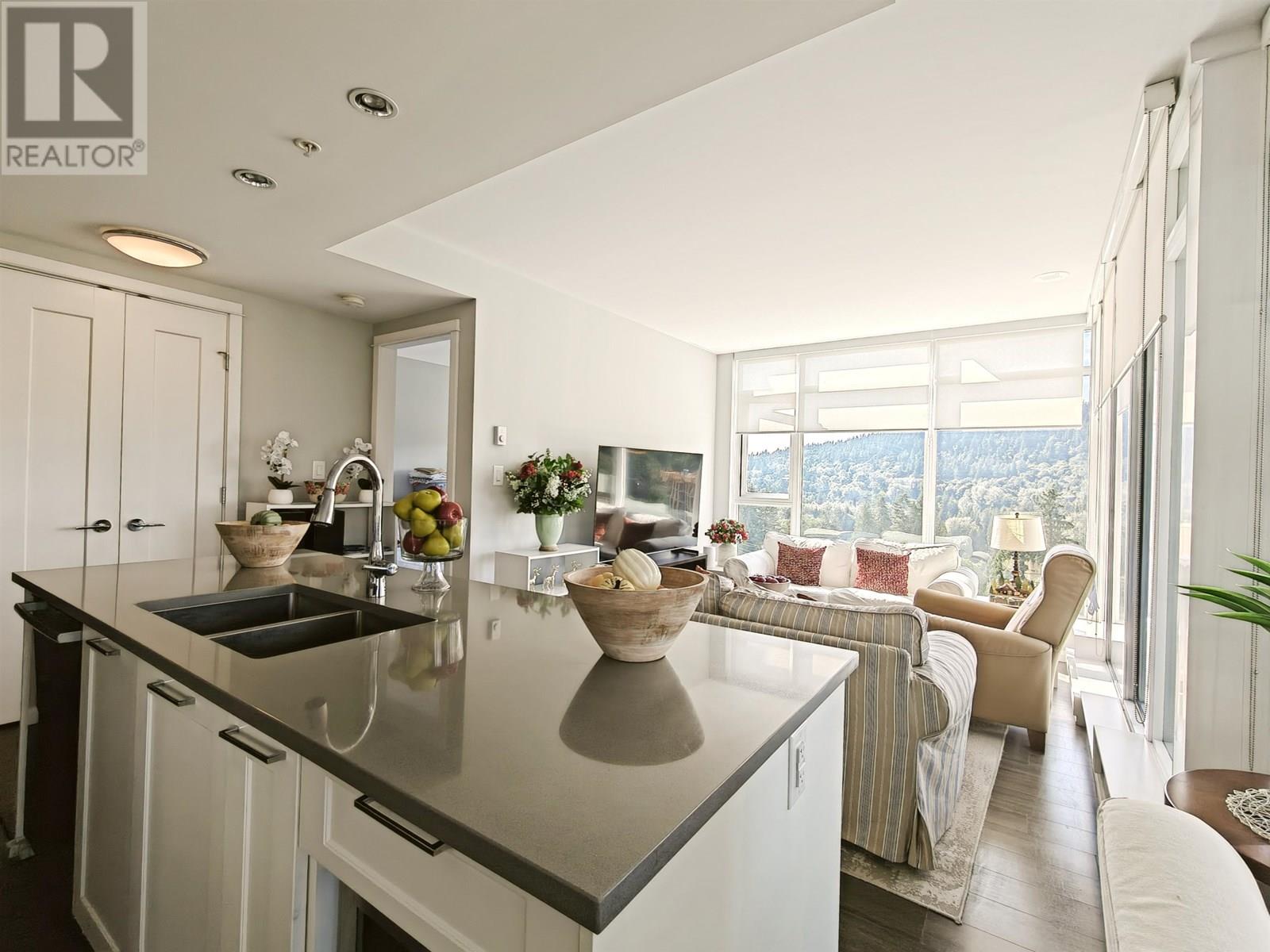 520 Como Lake Avenue Unit 1005, Coquitlam, BC V3J 0E8