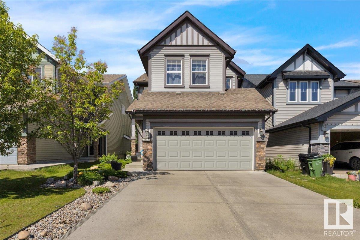 2585 Cole Cr SW, Edmonton, AB T6W 2A3