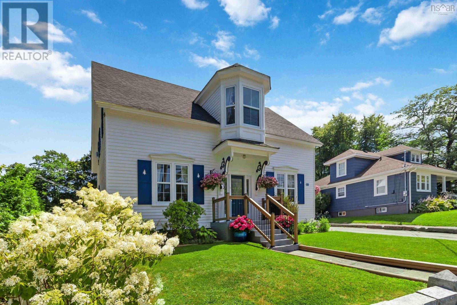 85 Church St, Liverpool, NS B0T 1K0