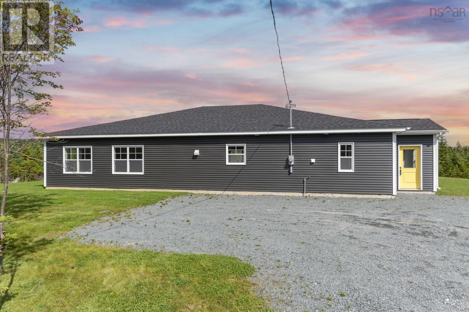 4606 Clam Harbour Rd, Clam Harbour, NS B0J 1Y0