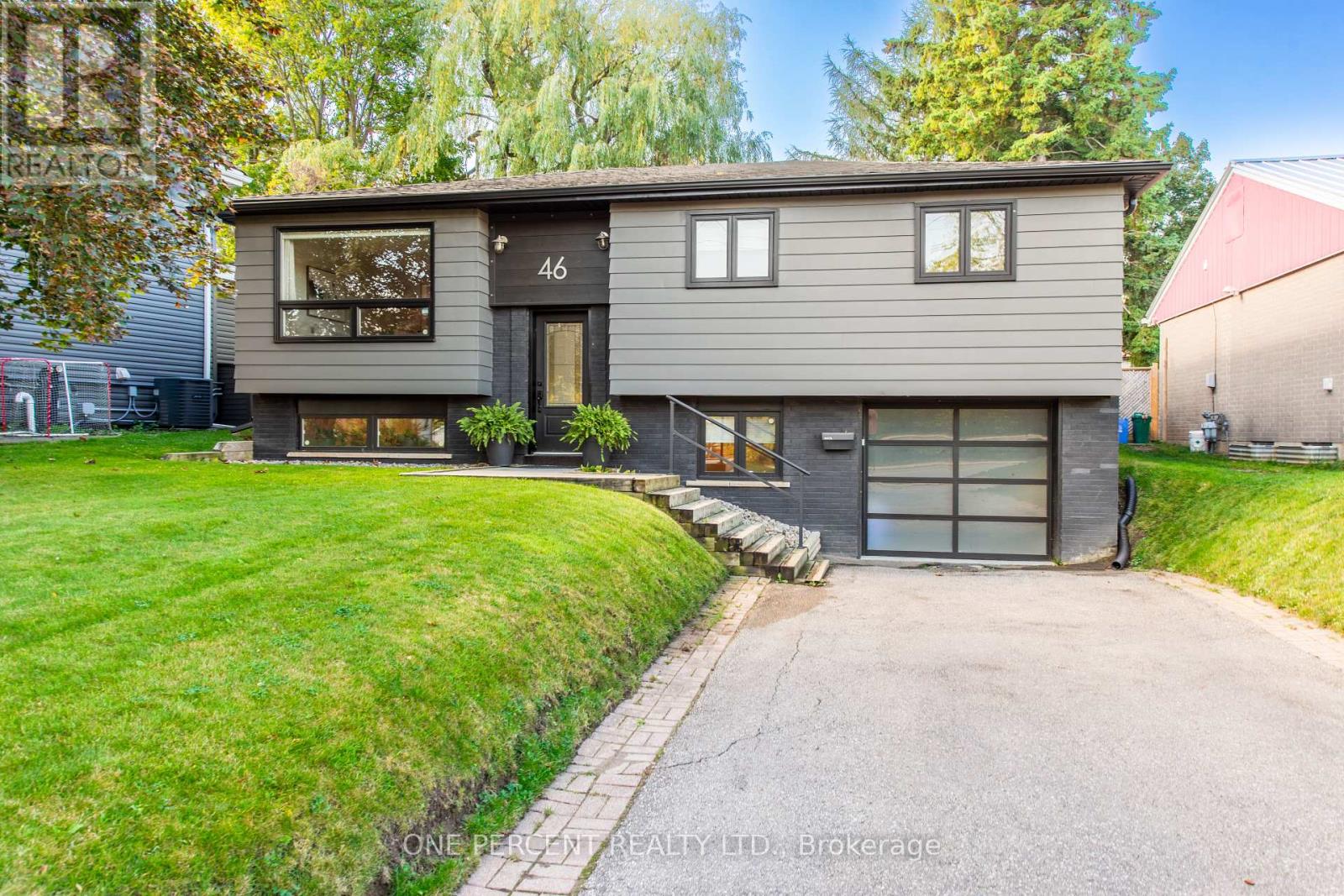 46 Bythia St, Orangeville, ON L9W 2S3