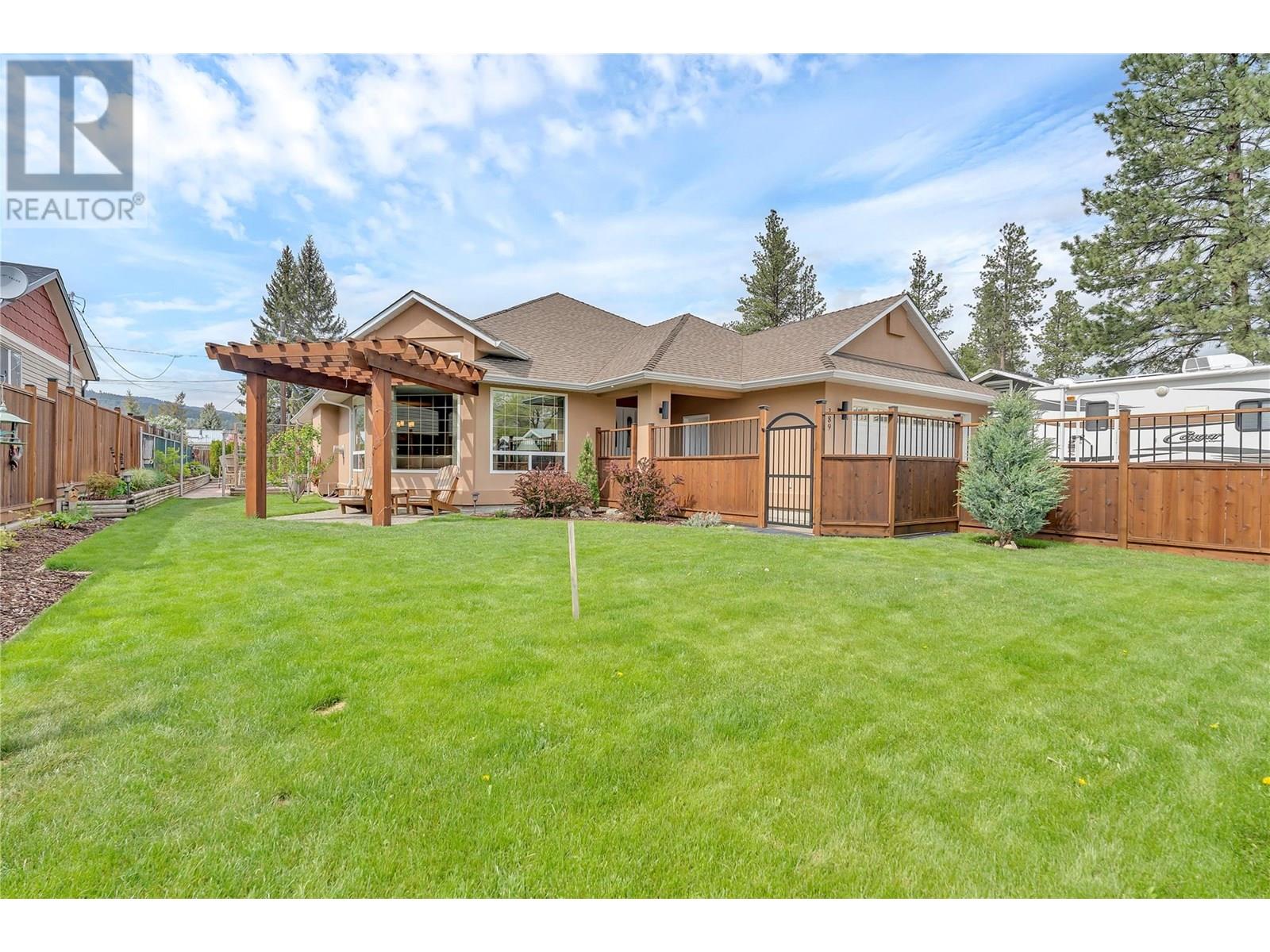 389 Billiter Ave, Princeton, BC V0X 1W0