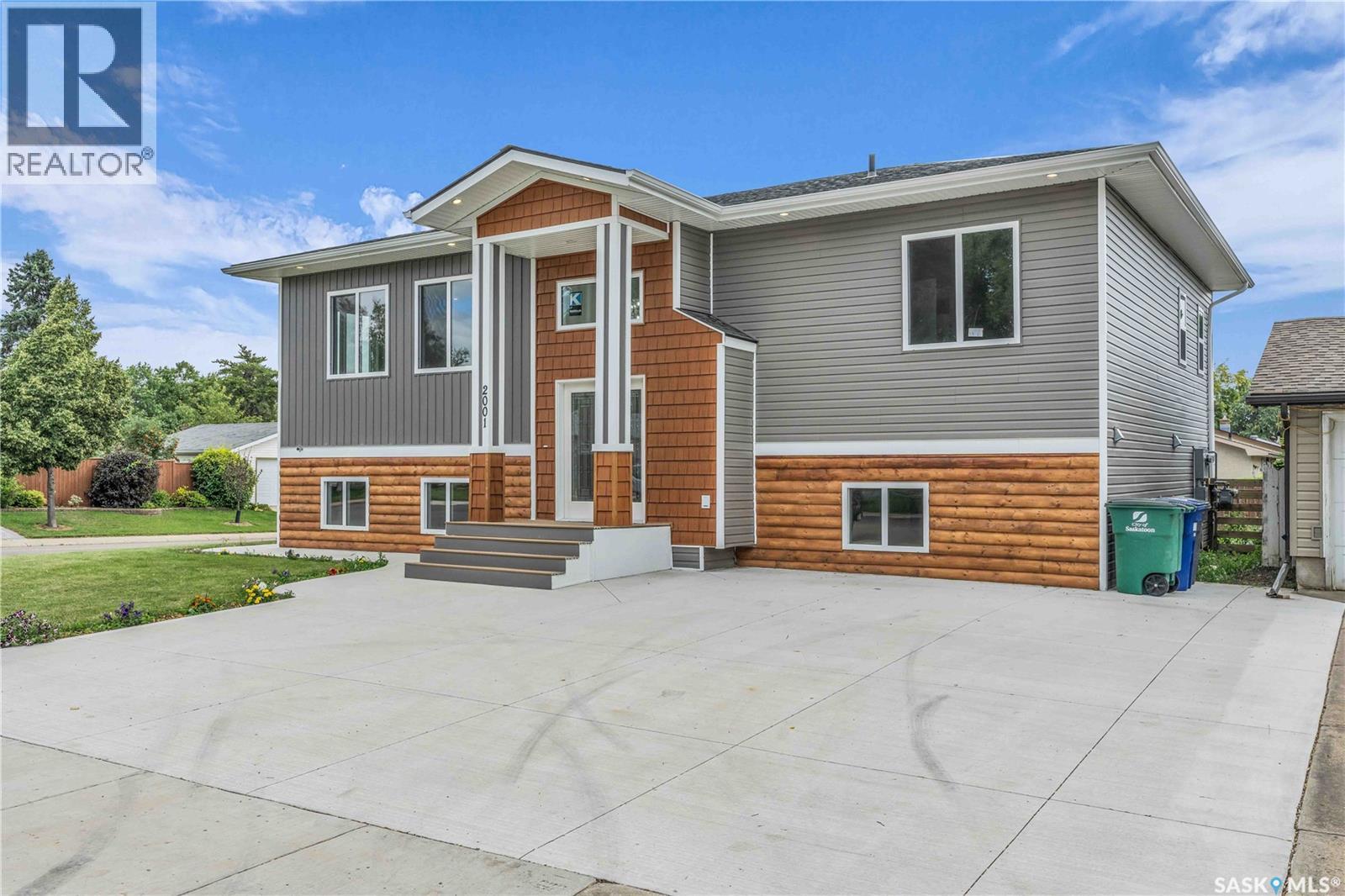 2001 37 Street West, Saskatoon, SK S7L 4E5