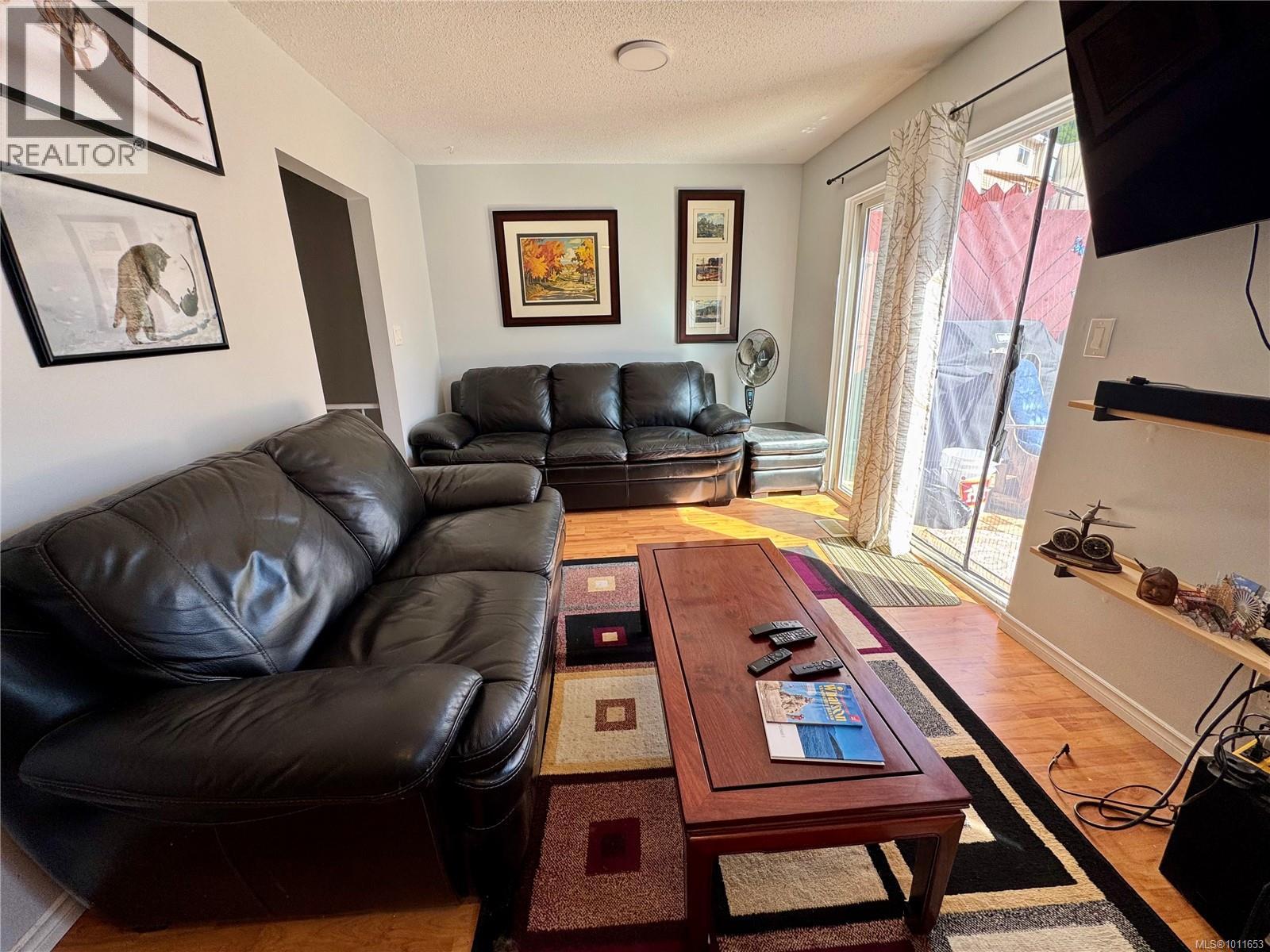 92 Mckay Cres, Port Alice, BC V0N 2N0