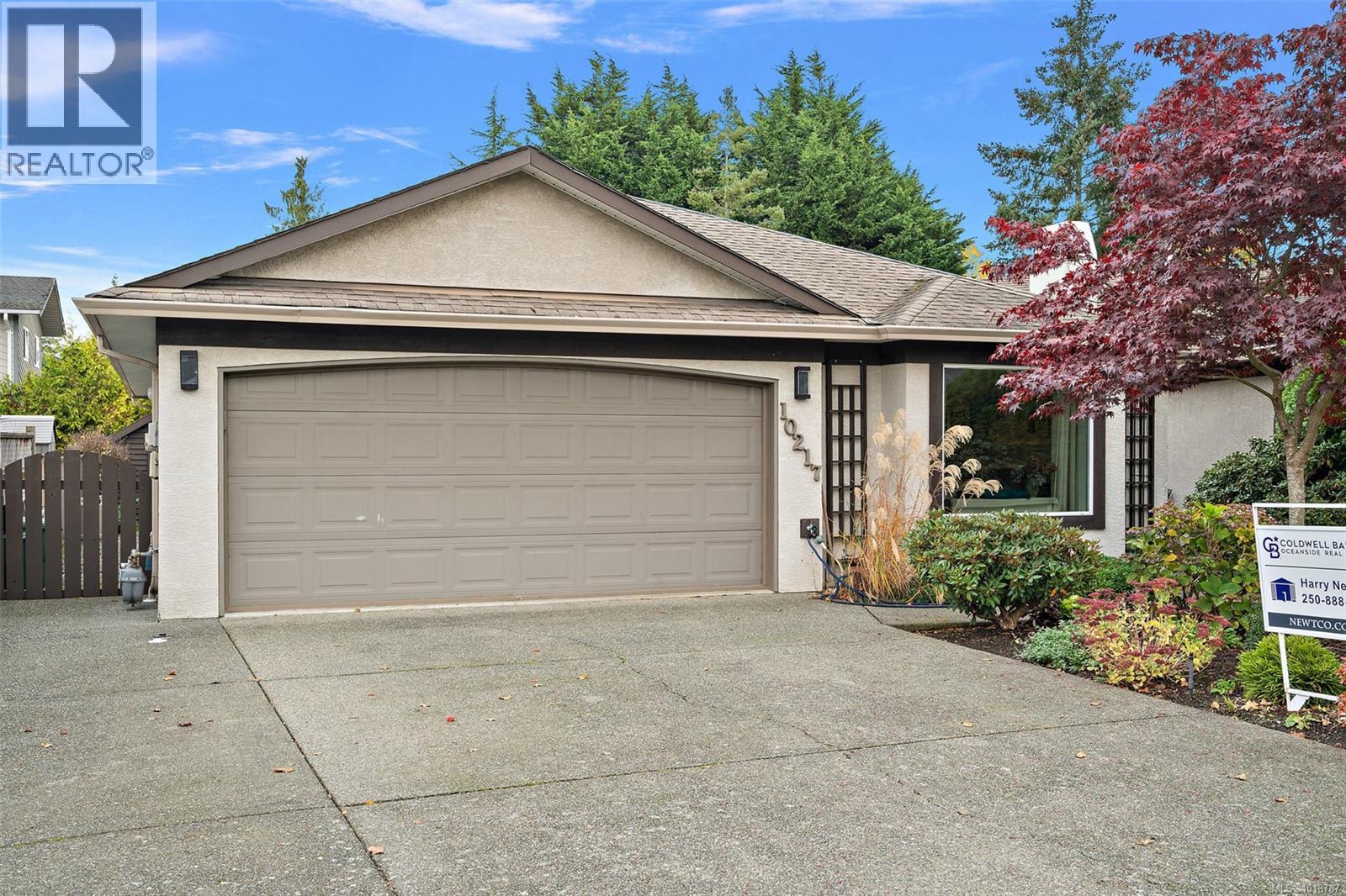 10217 Robinia Pl, Sidney, BC V8L 4M3