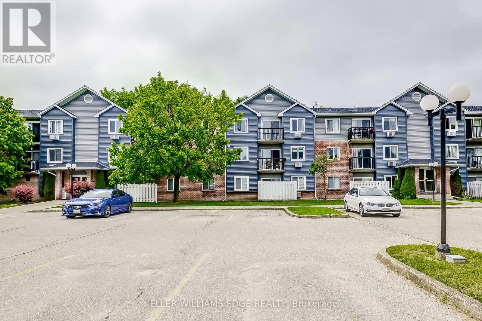 306 271 Eiwo Ct, Waterloo, ON N2K 2M8