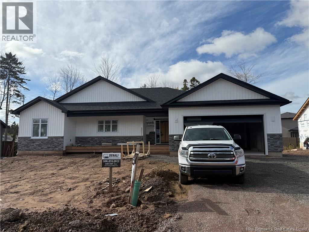 118 Adrienne Ct, Dieppe, NB E1A 6W6