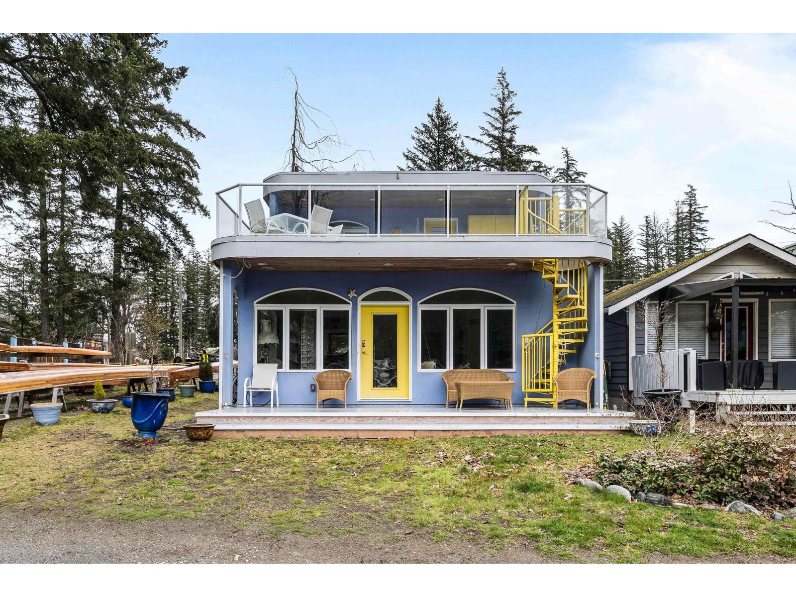 106 First Avenuecultus Lk N, Cultus Lake, BC V2R 4Y4
