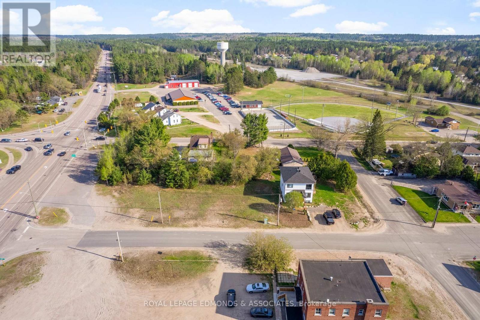 0 Albert St, Laurentian Hills, ON K0J 1P0