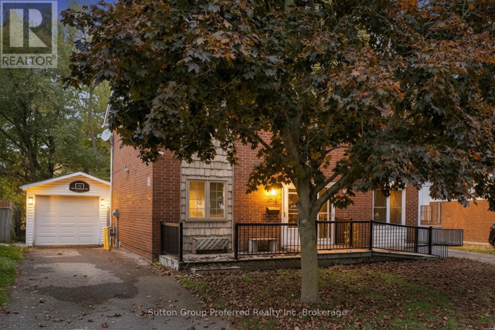 134 Keats Dr, Woodstock, ON N4S 8B8