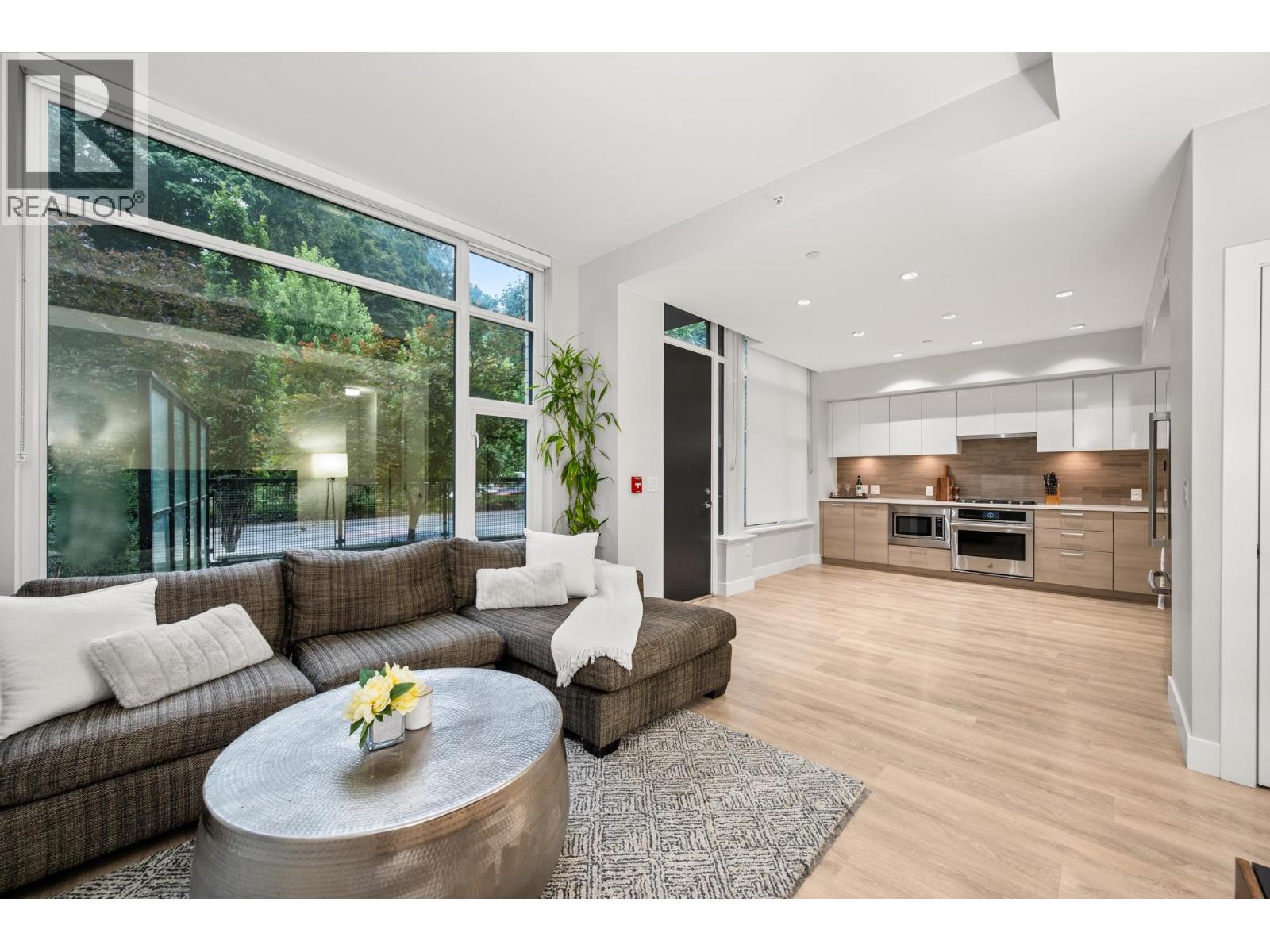 3482 Marine Way, Vancouver, BC V5S 0H1