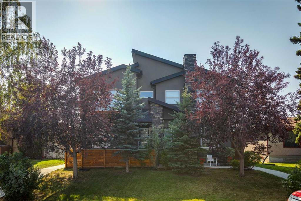 4613 17 Avenue Nw Unit 2, Calgary, AB T3B 0P3