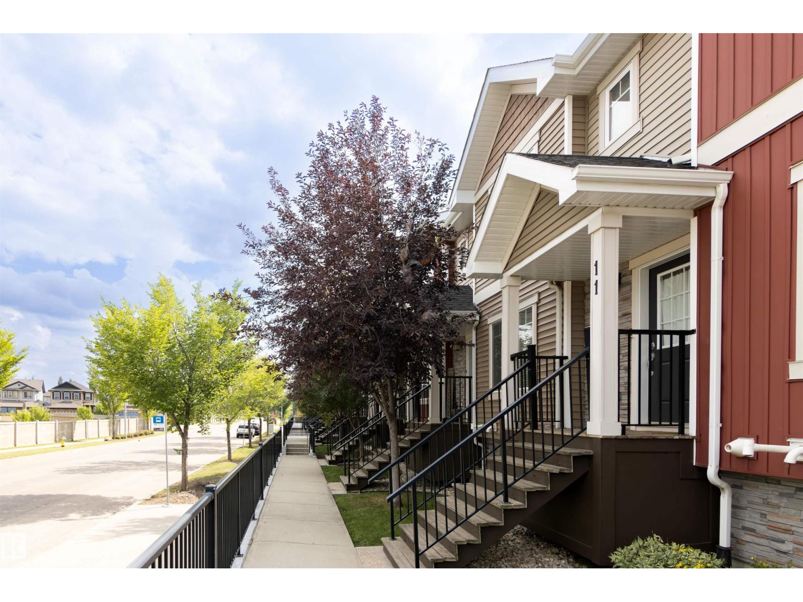 13810 166 Avenue Northwest #11, Edmonton, AB T6V 0K4