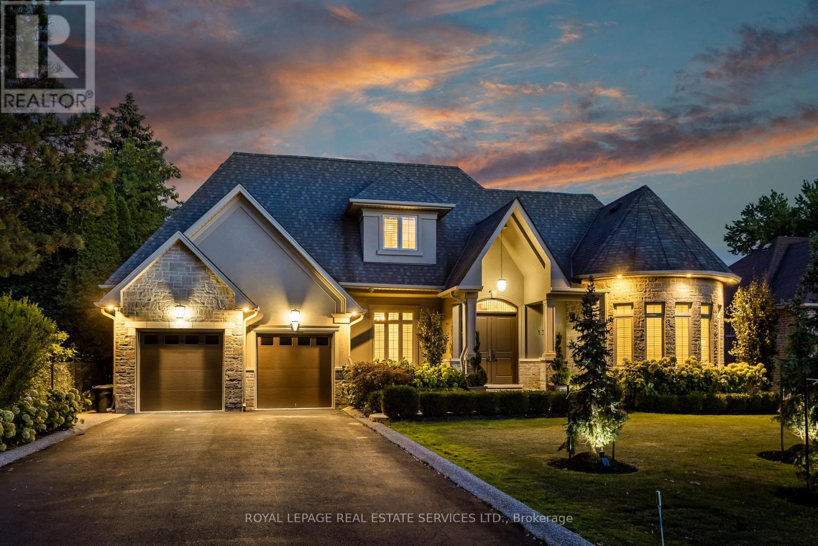 1344 Secord Ave, Oakville, ON L6L 2L1