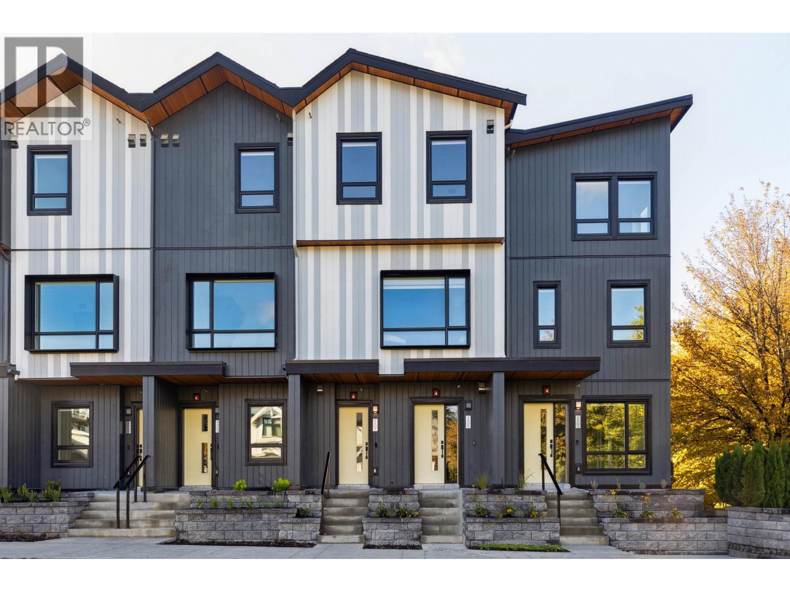 4813 Laurel St, Vancouver, BC V5Z 3V9