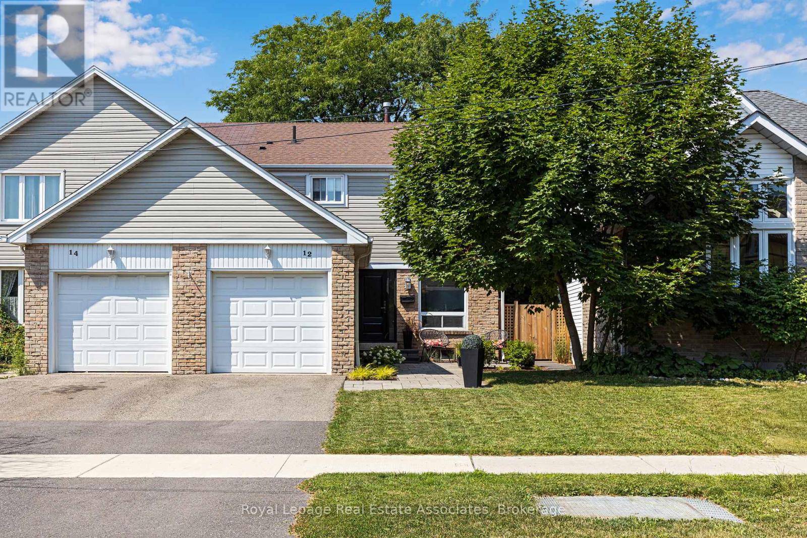 12 Lafferty St, Toronto, ON M9C 5B6