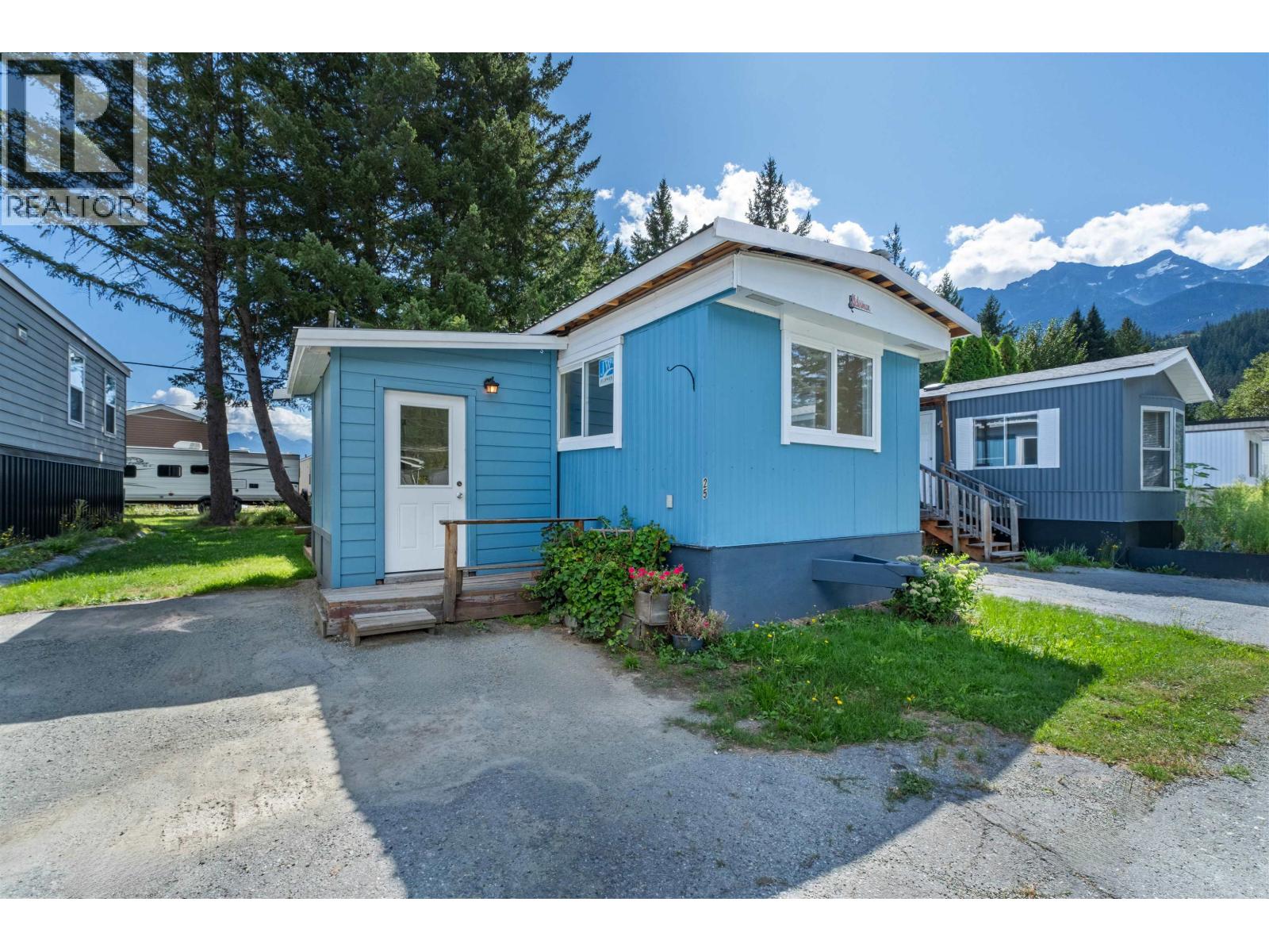 7370 Highway 99 Unit 25, Pemberton, BC V0N 2L1